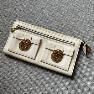 Marc Jacobs leather Buckle Wallet - Cream *like new*